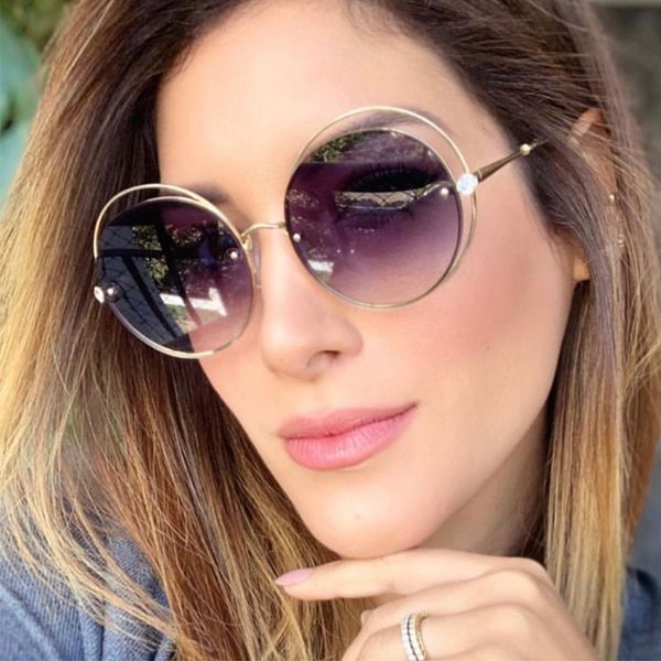 celebrity luxury round sunglasses women brand designer alloy frame diamond circle sun glasses for female, White;black
celebrity luxury round sunglasses women brand designer alloy frame diamond circle sun glasses for female, White;black