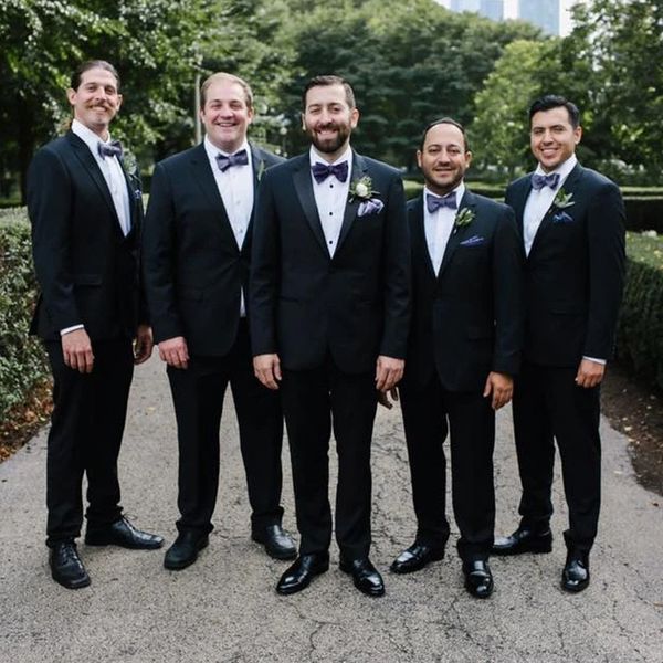 handsome black men wedding tuxedos one button peaked lapel formal groom wear 2 pieces business work blazer(jacket+pants), Black;gray
handsome black men wedding tuxedos one button peaked lapel formal groom wear 2 pieces business work blazer(jacket+pants), Black;gray