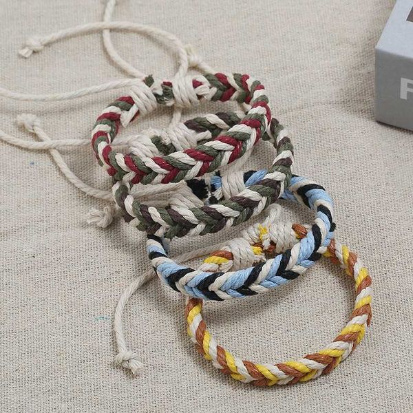 2020 new color twine couple hand rope ethnic hand-woven bracelet simple korean student bracelet fashion jewelry accessories, Golden;silver
2020 new color twine couple hand rope ethnic hand-woven bracelet simple korean student bracelet fashion jewelry accessories, Golden;silver