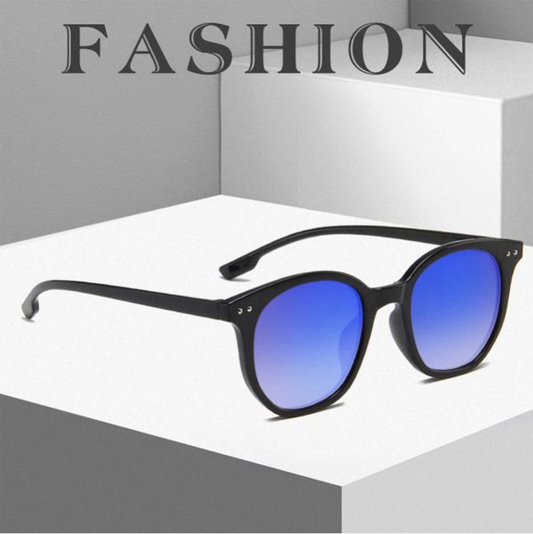2020 multicolor retro sunglasses men and women brand design fashion gradient luxury quality too glasses uv400, White;black
2020 multicolor retro sunglasses men and women brand design fashion gradient luxury quality too glasses uv400, White;black