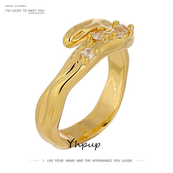 yhpup new design irregular finger ring delicate cubic zirconia wedding ring fashion metal texture gold bagues pour femme 2020, Golden;silver
yhpup new design irregular finger ring delicate cubic zirconia wedding ring fashion metal texture gold bagues pour femme 2020, Golden;silver