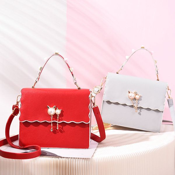 female rivet crossbody bag women leather bags fashion small shoulder bag red flap ladies messenger a41-69
female rivet crossbody bag women leather bags fashion small shoulder bag red flap ladies messenger a41-69