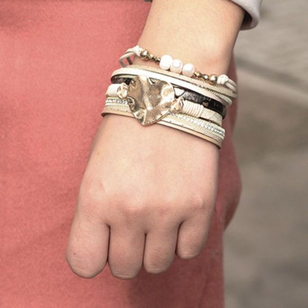 designer original fashion pearl multilayer leather bangle bracelet women vintage charm pendant bracelet 2020 pulseira jewelry dr, Golden;silver
designer original fashion pearl multilayer leather bangle bracelet women vintage charm pendant bracelet 2020 pulseira jewelry dr, Golden;silver