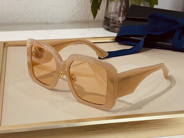 2020 official latest sunglasses double D design Women fashion sunglasses flat mirror frame top quality simple decorative glasses
2020 official latest sunglasses double D design Women fashion sunglasses flat mirror frame top quality simple decorative glasses