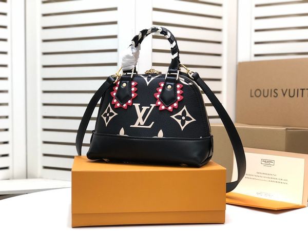 2020 onthego shell handbag wallet backpack main card holder duffle bag women handbags handbag horsebit card holder
2020 onthego shell handbag wallet backpack main card holder duffle bag women handbags handbag horsebit card holder