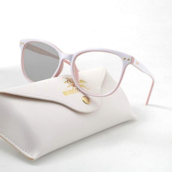 2020 new fashion women reading glasses sunglasses vintage glasses frame sun pchromic reading uv400 with box fml, White;black
2020 new fashion women reading glasses sunglasses vintage glasses frame sun pchromic reading uv400 with box fml, White;black