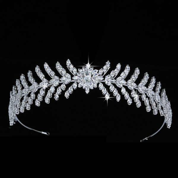 tiaras and crown hadiyana gorgeous leaves and flower design women wedding party hair jewelry cubic zircon bc5630 princesa, Golden;silver
tiaras and crown hadiyana gorgeous leaves and flower design women wedding party hair jewelry cubic zircon bc5630 princesa, Golden;silver