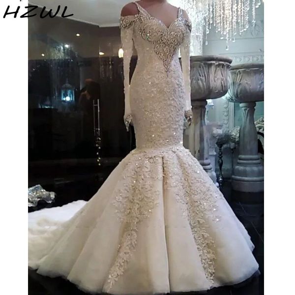 vintage mermaid wedding dresses with long sleeve luxury crystals lace bridal wedding gowns with lace appliques bride dress, Blue;red
vintage mermaid wedding dresses with long sleeve luxury crystals lace bridal wedding gowns with lace appliques bride dress, Blue;red