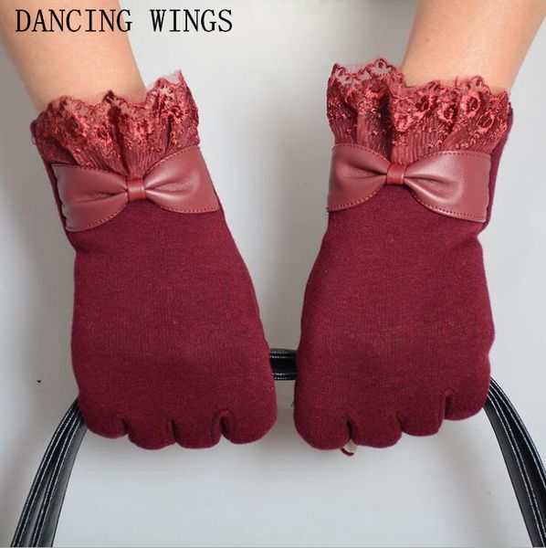 five fingers gloves 2paris/pack winter women pu leather bow lace patchwork warm outdoor cycling full finger wool wrist mitten, Blue;gray
five fingers gloves 2paris/pack winter women pu leather bow lace patchwork warm outdoor cycling full finger wool wrist mitten, Blue;gray