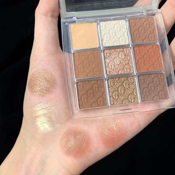 nine colors lattices matte pearl light earth color popular makeup natural eye shadow daily student cosmetic plate
nine colors lattices matte pearl light earth color popular makeup natural eye shadow daily student cosmetic plate