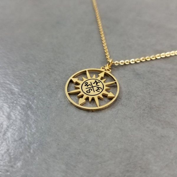 retro style compass pendant necklace women men vintage jewelry find your true east south west north direction friendship choker, Silver
retro style compass pendant necklace women men vintage jewelry find your true east south west north direction friendship choker, Silver