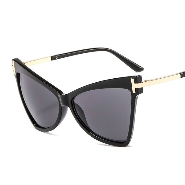 luxury designer sunglasses women men fashion color lens metal frame vintage party brand designer sunglasses new, White;black
luxury designer sunglasses women men fashion color lens metal frame vintage party brand designer sunglasses new, White;black