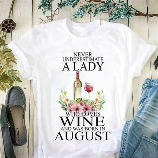 никогда недооценка леди кто любит вино и родившийся в августе ladies t-shirt прохладного tops футболочки
никогда недооценка леди кто любит вино и родившийся в августе ladies t-shirt прохладного tops футболочки