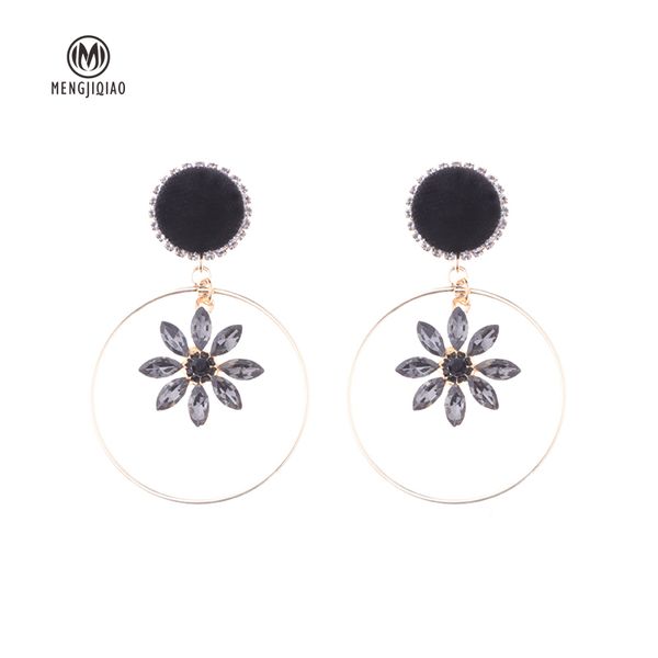 2020 new elegant korean style big circle crystal flower drop earrings boucle d'oreille femme pendientes b, Silver
2020 new elegant korean style big circle crystal flower drop earrings boucle d'oreille femme pendientes b, Silver