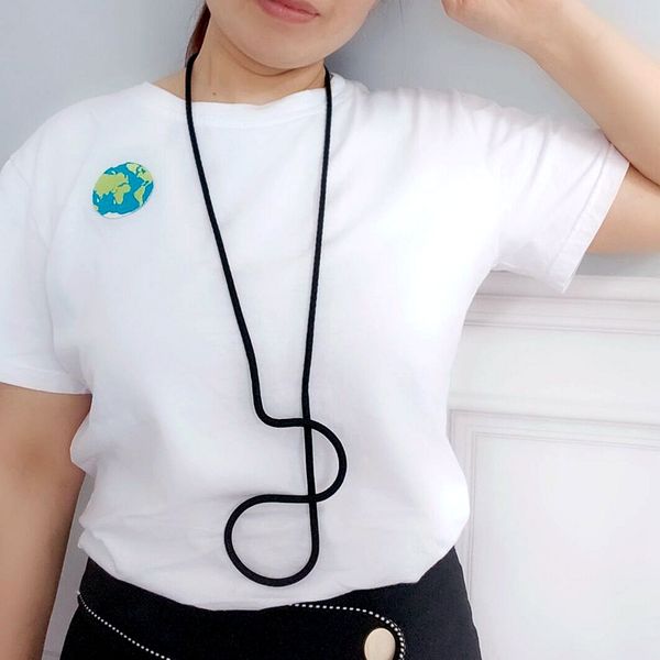 2020 popular fashion designer black rope necklace pendant women's simple clothing jewelry para mujer, Silver
2020 popular fashion designer black rope necklace pendant women's simple clothing jewelry para mujer, Silver