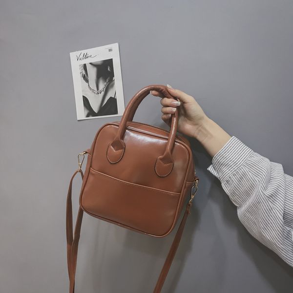 ретро женские сумки плеча мешки женские сумки диагональные дамы портфели корейских модули моды для женщин 2020
ретро женские сумки плеча мешки женские сумки диагональные дамы портфели корейских модули моды для женщин 2020