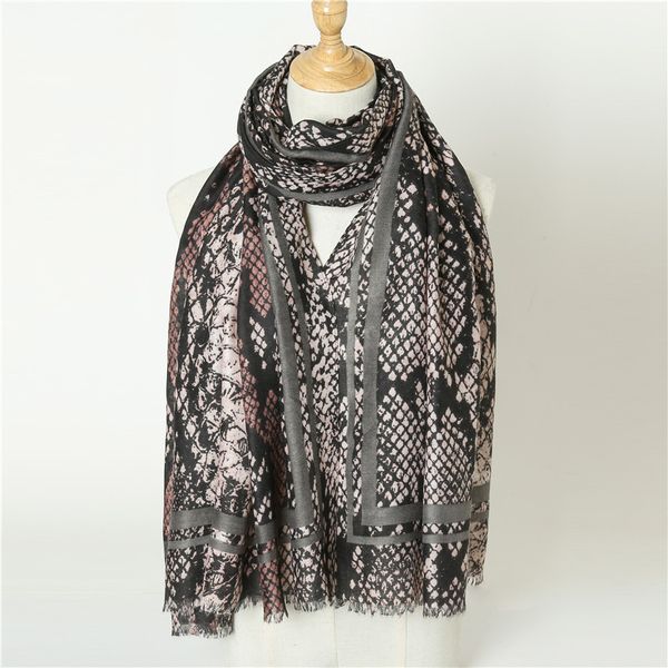 new cotton women scarf flower printed autumn long soft ladies tassels shawls summer beach scarves female wraps spring, Blue;gray
new cotton women scarf flower printed autumn long soft ladies tassels shawls summer beach scarves female wraps spring, Blue;gray