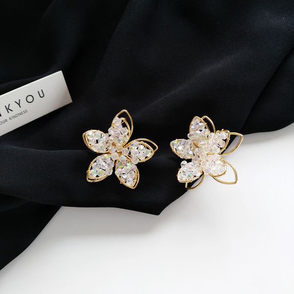 stud fashionable joker personality three-dimensional woven earrings korea creative fashion and fresh flowers, Golden;silver
stud fashionable joker personality three-dimensional woven earrings korea creative fashion and fresh flowers, Golden;silver