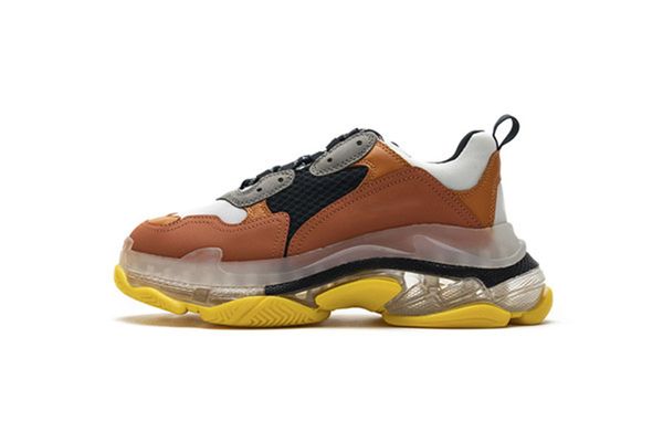 new 17 fw paris triple s sneakers des chaussures men women platform casual air cushion dad shoes with crystal sole trainers running shoes
new 17 fw paris triple s sneakers des chaussures men women platform casual air cushion dad shoes with crystal sole trainers running shoes