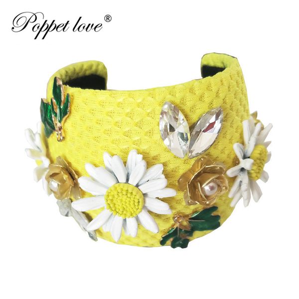 europe and the states the new large flowers baroque bracelet gold ceramic flower walking section of opening yellow bracelet, Black
europe and the states the new large flowers baroque bracelet gold ceramic flower walking section of opening yellow bracelet, Black