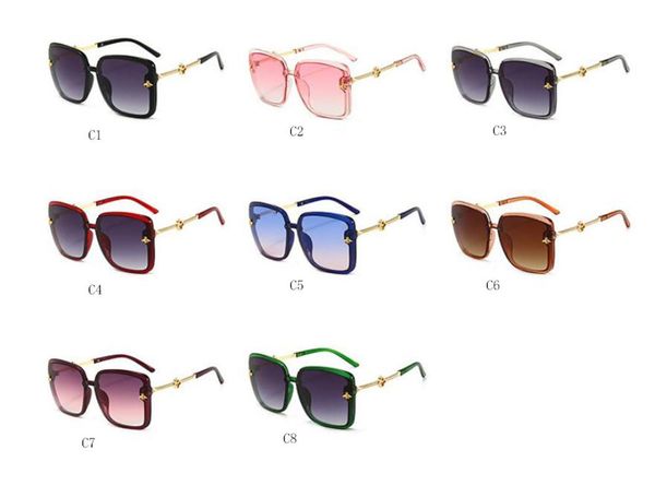 fashion bee sunglasses european and american personality square metal sunglasses wild square women, White;black
fashion bee sunglasses european and american personality square metal sunglasses wild square women, White;black