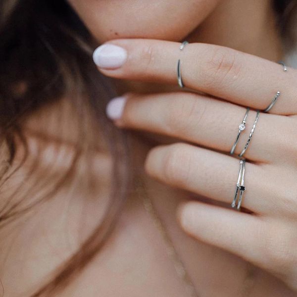 AprilGrass Brand Minimalist Jewelry Real 925 Sterling Silver Rings for Women Opening Ring Adjustable Finger Ring Wedding Bands Party Gifts
AprilGrass Brand Minimalist Jewelry Real 925 Sterling Silver Rings for Women Opening Ring Adjustable Finger Ring Wedding Bands Party Gifts