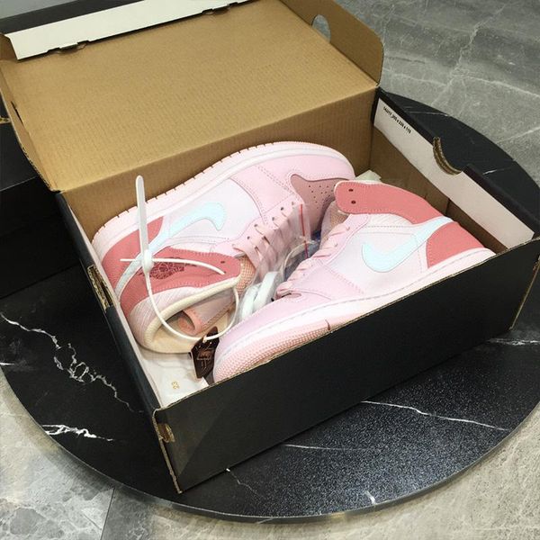 designer womens casual shoes luxury white pink coral color matching jagged bottom mesh round head sneaker with box size 35-46, Black
designer womens casual shoes luxury white pink coral color matching jagged bottom mesh round head sneaker with box size 35-46, Black