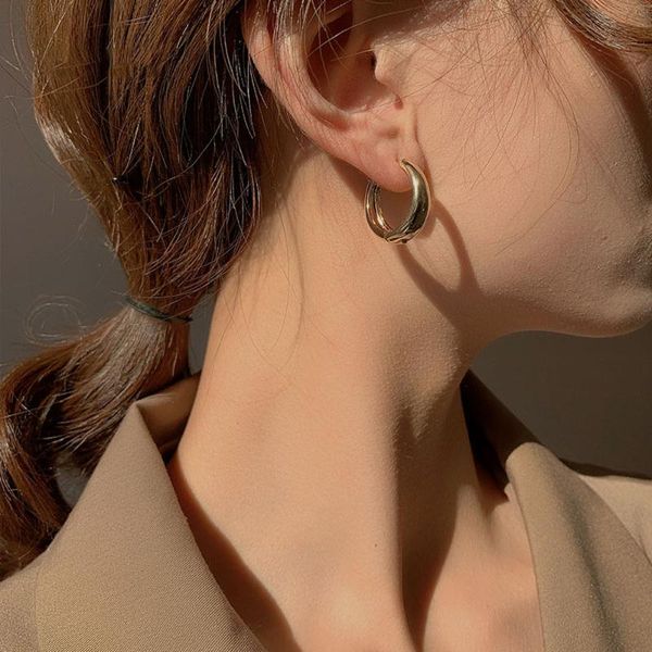 simple chic small circle hoop earrings women minimalist elegant geometric ear hoops party ear jewelry gift fashion accessories, Golden;silver
simple chic small circle hoop earrings women minimalist elegant geometric ear hoops party ear jewelry gift fashion accessories, Golden;silver