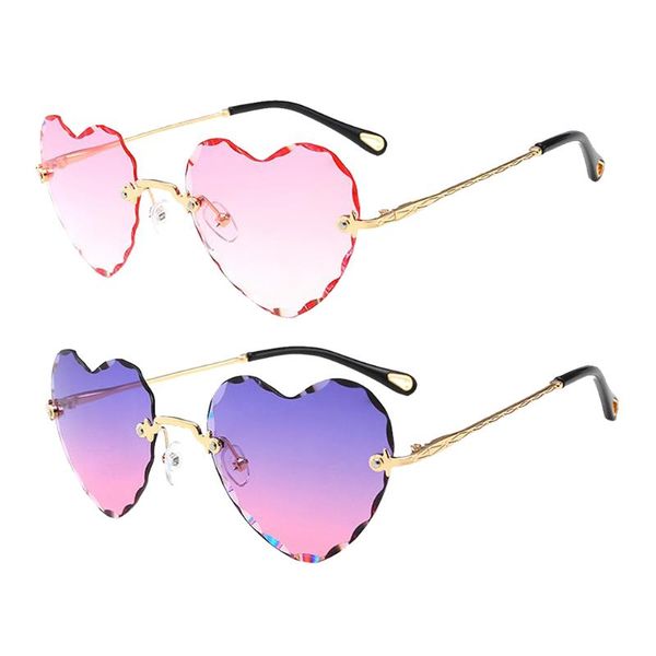 2pcs metal temple women heart shape sunglasses for beach shopping party travel, White;black
2pcs metal temple women heart shape sunglasses for beach shopping party travel, White;black