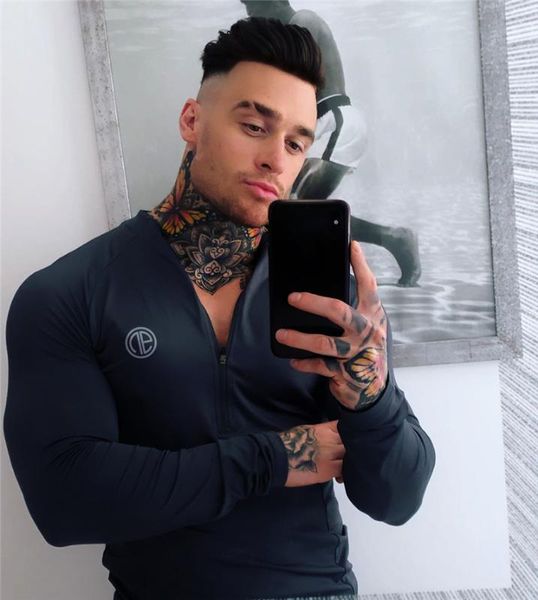 2020 new sport shirt men zipper neck fitness tshirt running t shirt long sleeve quick dry sport bodybuilding gym training, Black;blue
2020 new sport shirt men zipper neck fitness tshirt running t shirt long sleeve quick dry sport bodybuilding gym training, Black;blue
