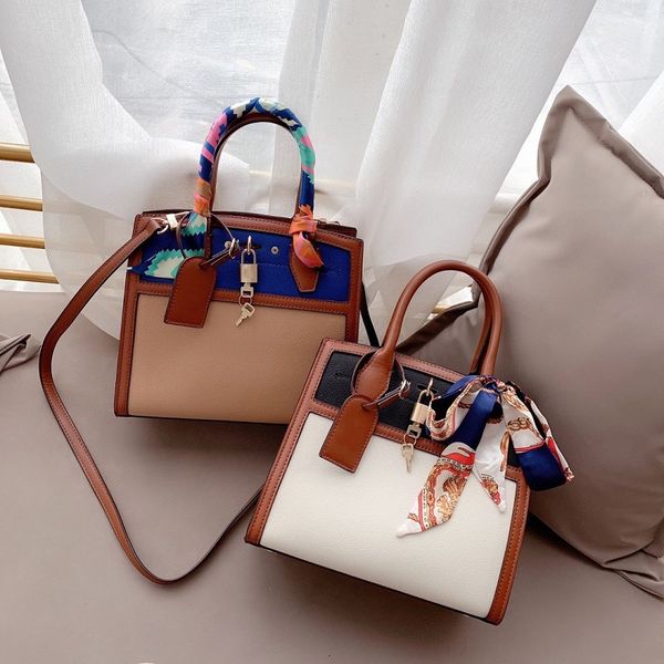 New women Handbag High Quality Shoulder Bag Silk Scarves Lady Fashion GYS20042244
New women Handbag High Quality Shoulder Bag Silk Scarves Lady Fashion GYS20042244