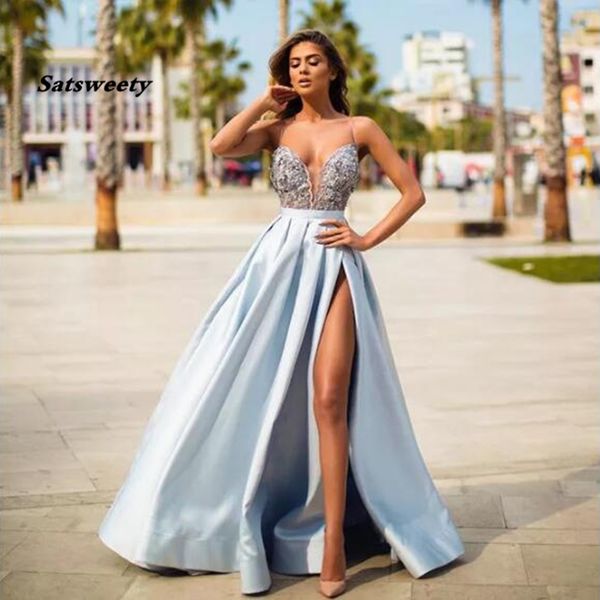 sky blue satin evening dress 2021 a-line high split lace long prom gown celebrity graduation dress vestidos de gala, Black;red
sky blue satin evening dress 2021 a-line high split lace long prom gown celebrity graduation dress vestidos de gala, Black;red