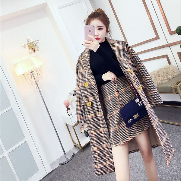 two piece dress suit, female 2021 autumn retro long loose plaid suit woolen coat skirt two-piece set, White
two piece dress suit, female 2021 autumn retro long loose plaid suit woolen coat skirt two-piece set, White