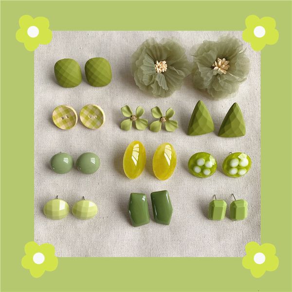 japan and south korea candy earrings retro geometric round green stud earrings acrylic female resin flowers, Golden;silver
japan and south korea candy earrings retro geometric round green stud earrings acrylic female resin flowers, Golden;silver