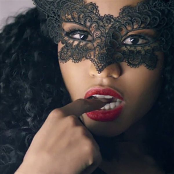 2020 1pc masquerade lace mask catwoman halloween black cutout prom party mask accessories brand new and high quality
2020 1pc masquerade lace mask catwoman halloween black cutout prom party mask accessories brand new and high quality