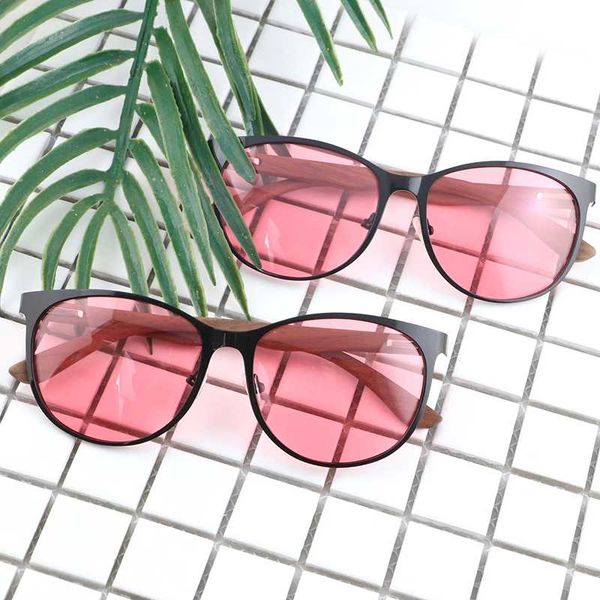 dropshipping 2020 china customize logo designer polarized black stainless steel rim butterfly walnut wooden sunglasses, White;black
dropshipping 2020 china customize logo designer polarized black stainless steel rim butterfly walnut wooden sunglasses, White;black