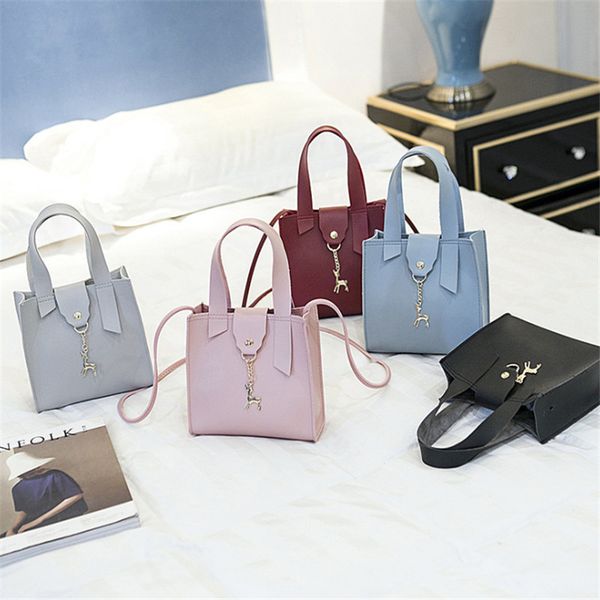 5 цветов женщина pu твердая мода crossbody сумка lady girls пляж стиль bucket bag голографическая прозрачный clear tote сумка
5 цветов женщина pu твердая мода crossbody сумка lady girls пляж стиль bucket bag голографическая прозрачный clear tote сумка