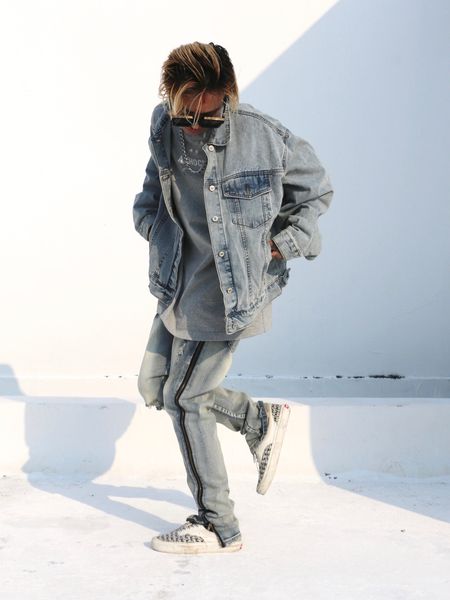 2020 новый 19ss fog 6th мужские куртки high street fashion пальто мытая инструментальная ветровка джинсовая куртка, Black
2020 новый 19ss fog 6th мужские куртки high street fashion пальто мытая инструментальная ветровка джинсовая куртка, Black