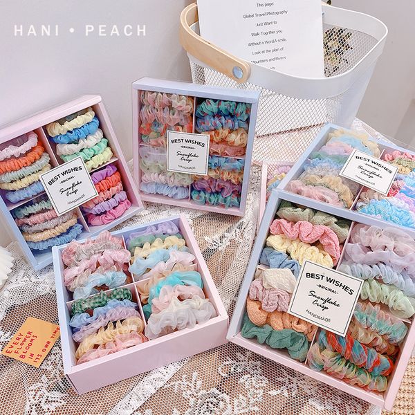 шт / группы box упругие шелковый волос держатель для шнурка женщин scrunchies gum волос tie аксессуары 2020 hairbands, Golden;silver
шт / группы box упругие шелковый волос держатель для шнурка женщин scrunchies gum волос tie аксессуары 2020 hairbands, Golden;silver