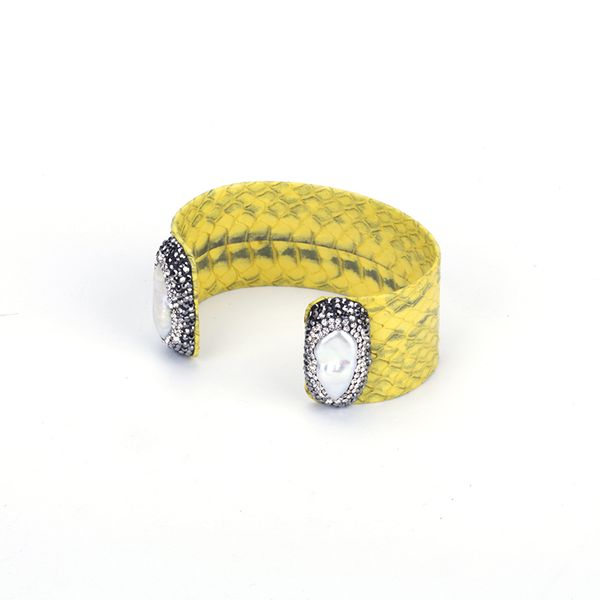 natural double irregular freshwater pearl end bead charm pave rhinestone yellow real leather big wide open bangle cuff for women, Black
natural double irregular freshwater pearl end bead charm pave rhinestone yellow real leather big wide open bangle cuff for women, Black