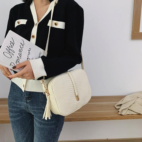 pu leather crossbody bag for women 2020 tassels chain shoulder bags ladies messenger purse luxury handbags women bags designer
pu leather crossbody bag for women 2020 tassels chain shoulder bags ladies messenger purse luxury handbags women bags designer