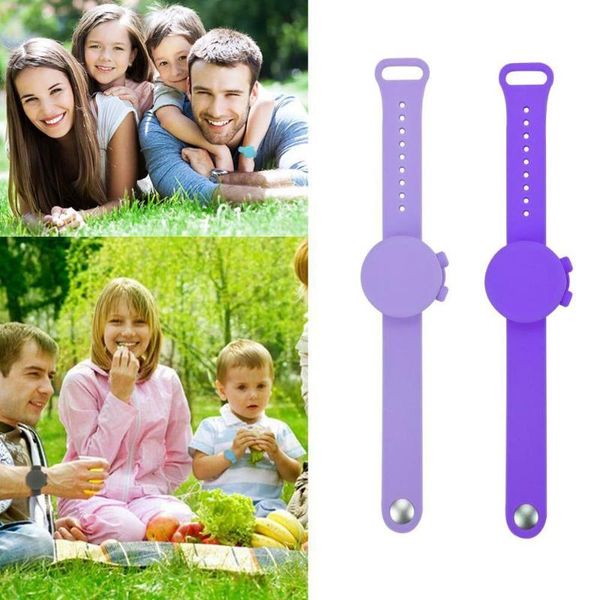 portable silicone bracelet wristband hand soap dispenser band squeeze bottle disposable silicone bracelet, Golden;silver
portable silicone bracelet wristband hand soap dispenser band squeeze bottle disposable silicone bracelet, Golden;silver