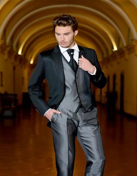 

New Arrival Gray Mens Formal Wear Three Pieces Suits One Button Male Dinner Suit Groomsman Costume Homme (Jacket+Pants+Vest)