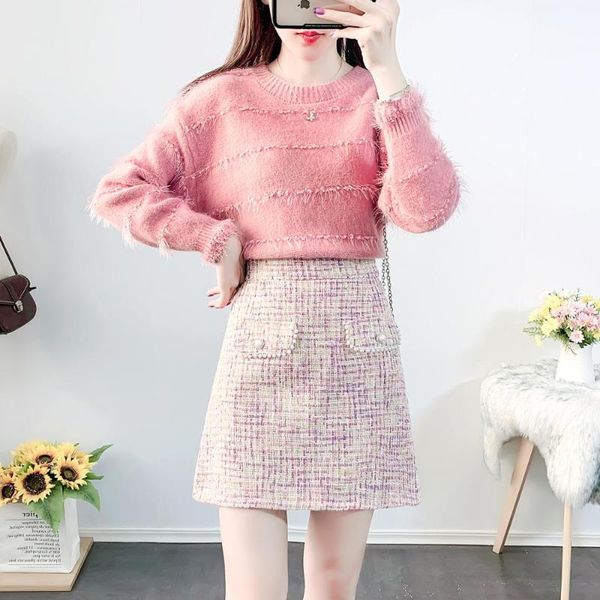 women's tracksuits two-piece clothing set women 2021 winter korean fashion casual suits & plaid skirt grid short skirts loose sweater k, Gray
women's tracksuits two-piece clothing set women 2021 winter korean fashion casual suits & plaid skirt grid short skirts loose sweater k, Gray