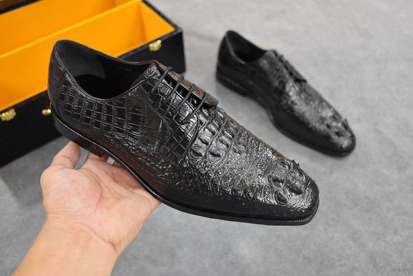 2020 men's classic famous brand black crocodile leather pattern lace-up cowhide business wear low heel shoe designer shoes
2020 men's classic famous brand black crocodile leather pattern lace-up cowhide business wear low heel shoe designer shoes