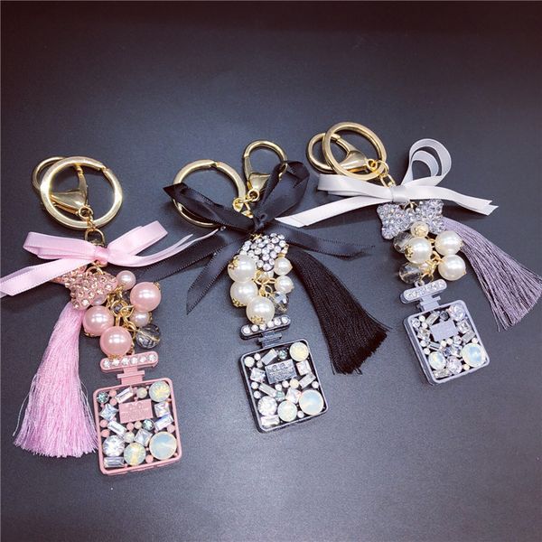 новая классическая бабочка парфюмерия бутылочки брелок silk tassel автомобиль ключ кольца держатель ювелирных изделий сумка кулон подарок, Silver
новая классическая бабочка парфюмерия бутылочки брелок silk tassel автомобиль ключ кольца держатель ювелирных изделий сумка кулон подарок, Silver