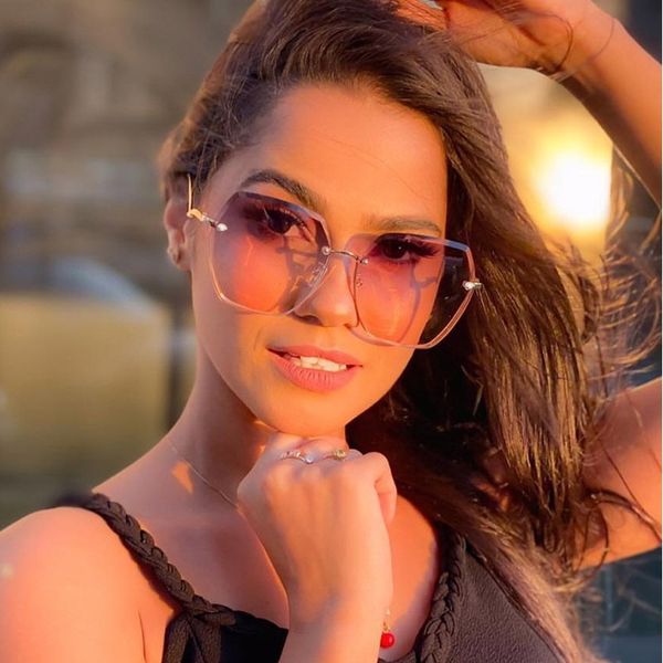 luxury women's diamond cat eye sunglasses oversizd summer travel shades women brand rimless sun glasses crystal uv, White;black
luxury women's diamond cat eye sunglasses oversizd summer travel shades women brand rimless sun glasses crystal uv, White;black