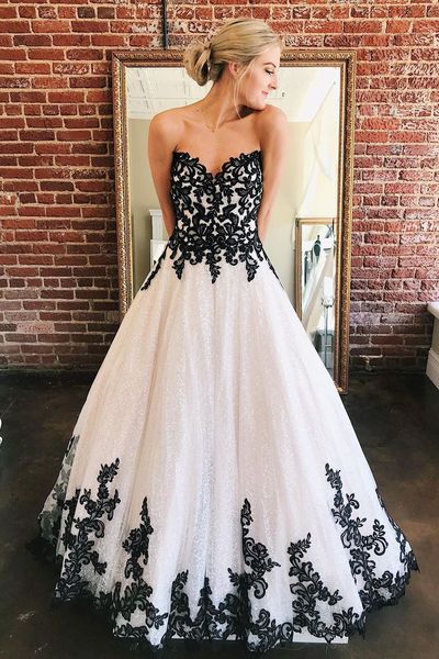unique design bride dress sweetheart a-line wedding party dress with black lace appliques custom made, White
unique design bride dress sweetheart a-line wedding party dress with black lace appliques custom made, White