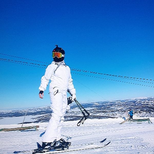 new women skiing jumpsuit jackets +pants outdoor ski suits snowboard waterproof outerwear ski suit men and women
new women skiing jumpsuit jackets +pants outdoor ski suits snowboard waterproof outerwear ski suit men and women