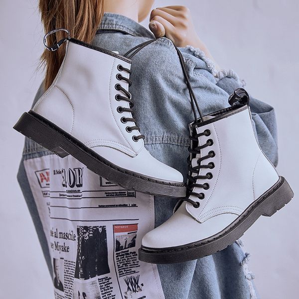 winter women boots warm motorcycle boots leather platform sneakers fur white snow lace up punk bota feminina 2020 big size, Black
winter women boots warm motorcycle boots leather platform sneakers fur white snow lace up punk bota feminina 2020 big size, Black